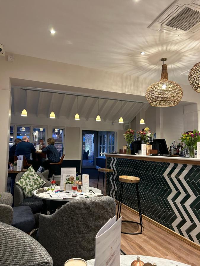 Hotel Bertie-By-The-Sea At Hoburne Naish Highcliffe Esterno foto