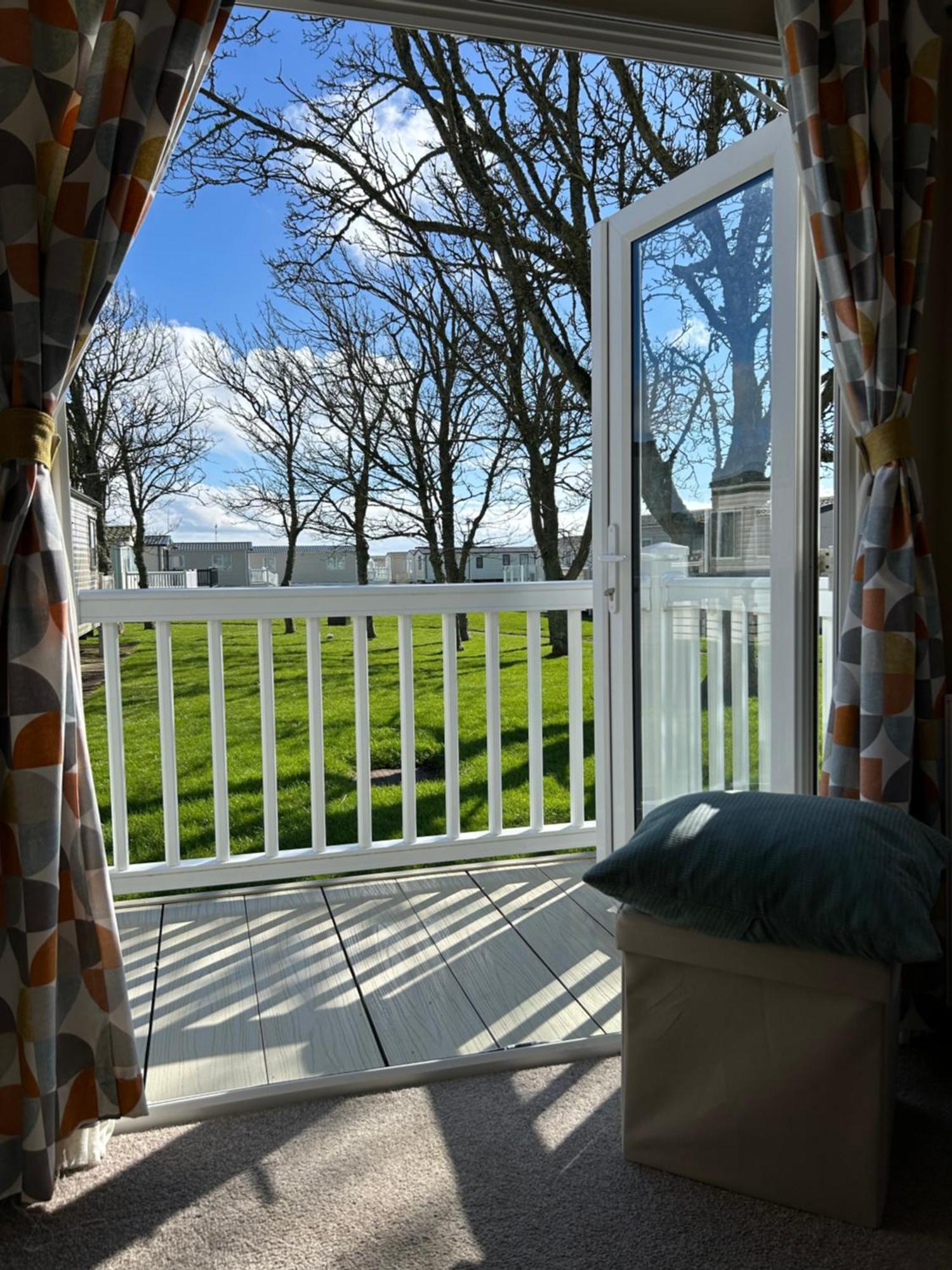 Hotel Bertie-By-The-Sea At Hoburne Naish Highcliffe Esterno foto